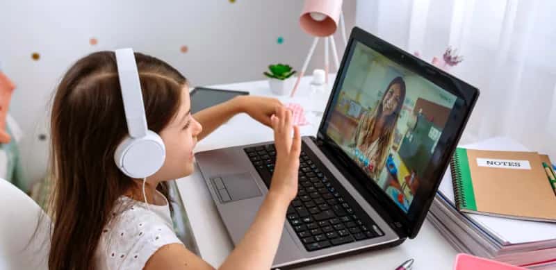 English Language Lessons: Boost Skills with Storytelling for Young South Africans