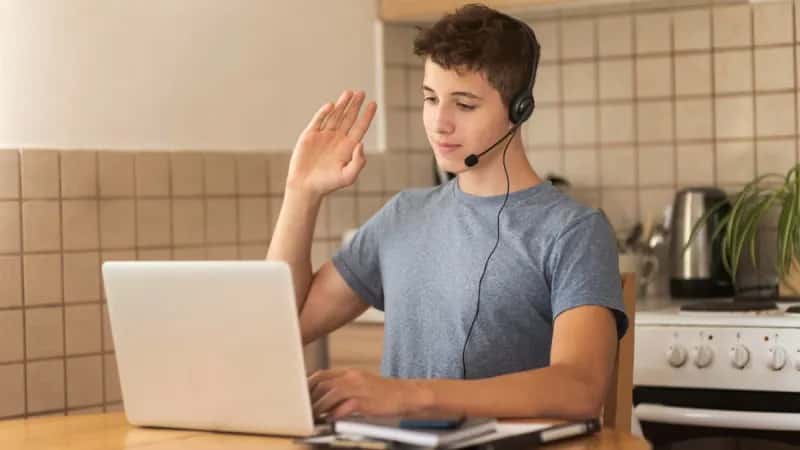 Flexible English Tutoring is Key for Busy South African Families