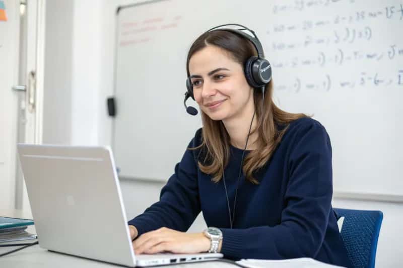 Experienced A Level Tutor vs General Tutor: What’s the Difference?